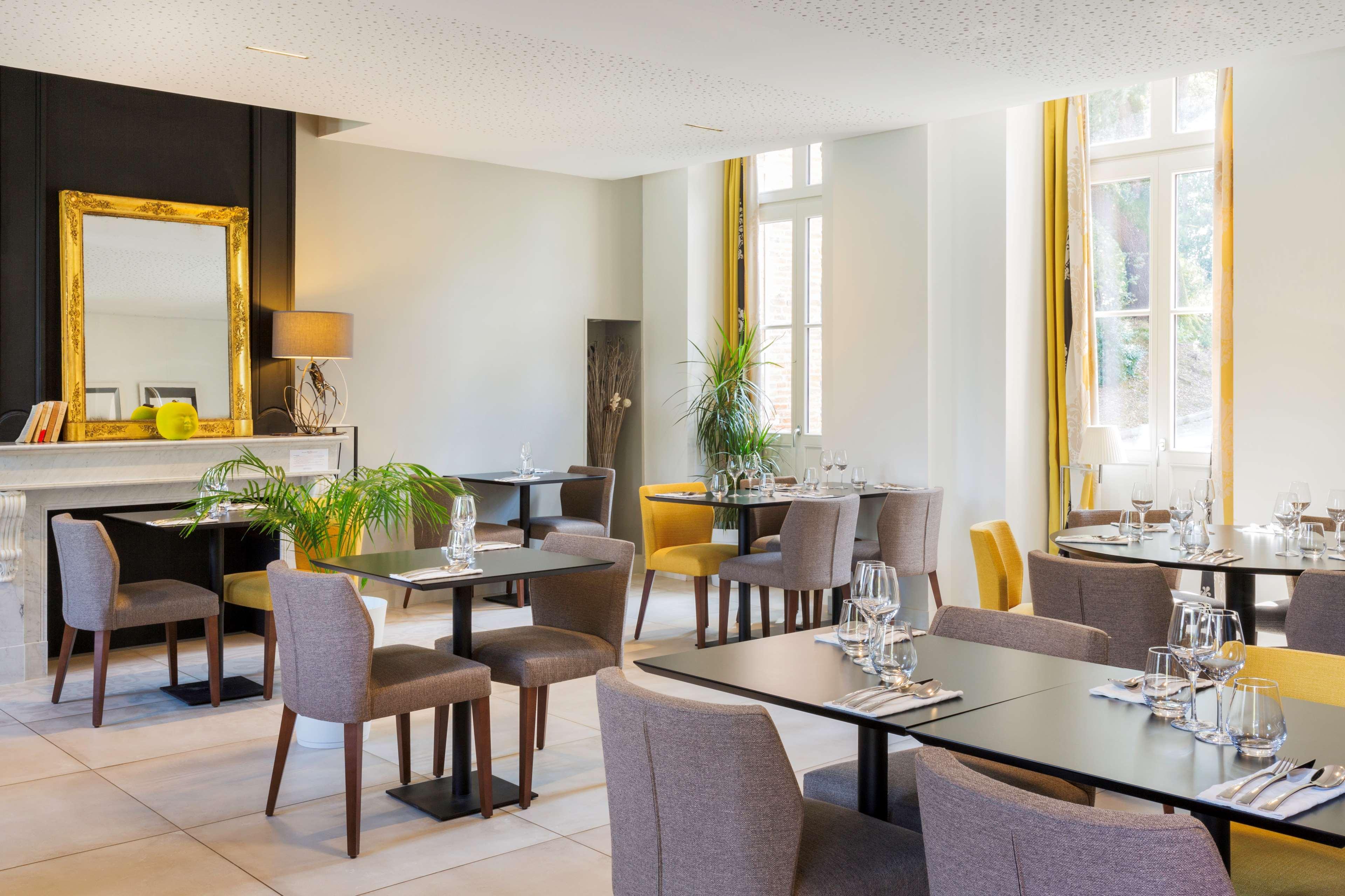 Best Western Premier Le Domaine De Montjoie Рамонвіль-Сент-Ань Екстер'єр фото