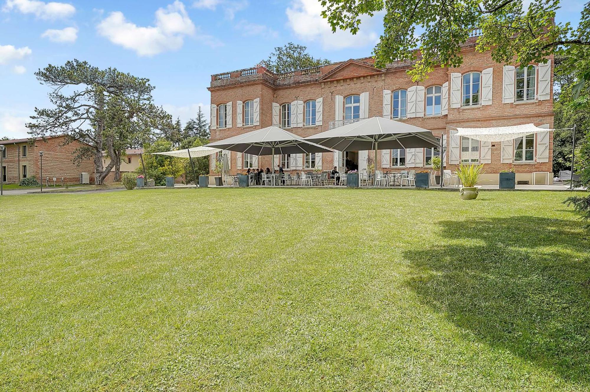 Best Western Premier Le Domaine De Montjoie Рамонвіль-Сент-Ань Екстер'єр фото